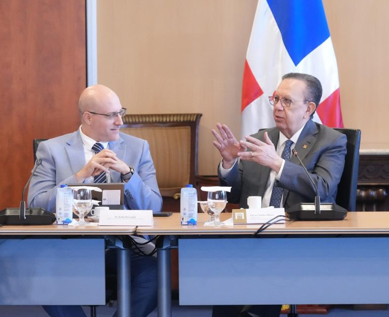 Andre-Roncaglia-y-Hector-Valdez-Albizu-BCRD