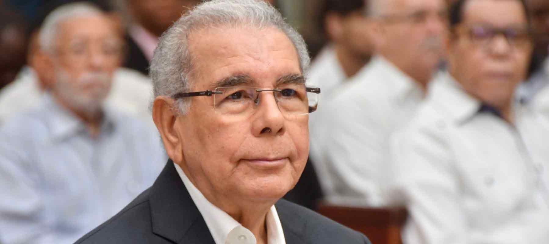 danilo-medina-dice-en-50-anos-el-pld-es-el-que-mas-ha-contribuido-al-desarrollo-de-rd