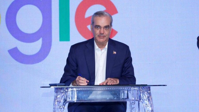 google-puerto-digital-multiplicara-por-diez-la-capacidad-de-fibra-4430e43d-focus-0-0.49-896-504