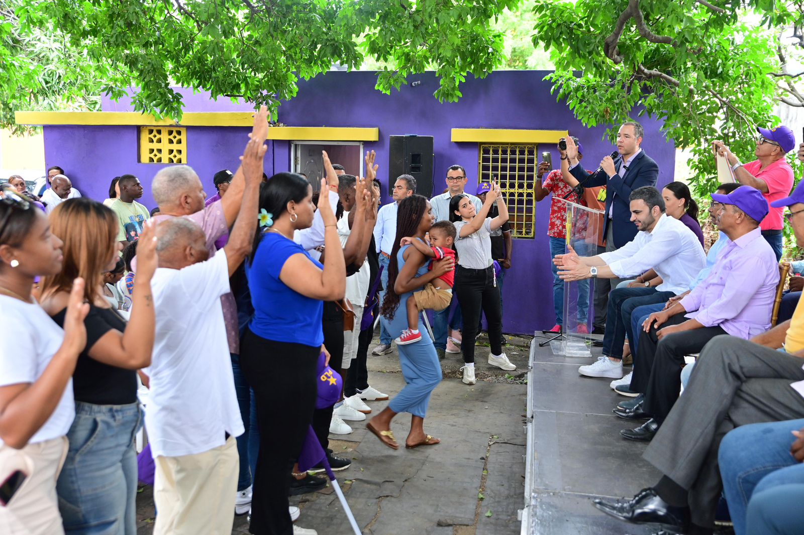 Johnny-Pujols-durante-juramentacion-en-San-Cristobal
